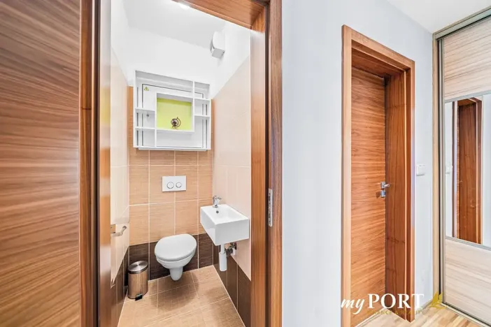 Pronájem bytu 3+kk, Plzeň, V Hájku, 88 m2