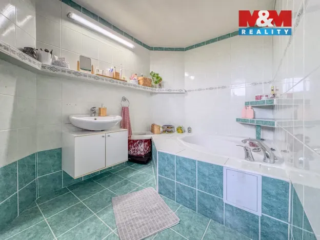 Prodej rodinného domu, Lovosice, S. K. Neumanna, 200 m2