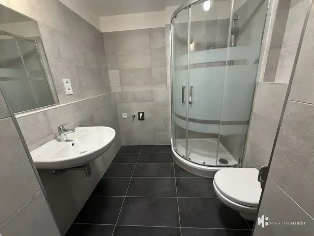 Pronájem bytu 1+kk, Praha - Hlubočepy, Fabiánové, 31 m2