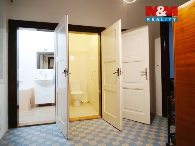 Pronájem bytu 2+1, Jindřichův Hradec - Jindřichův Hradec I, Panská, 80 m2