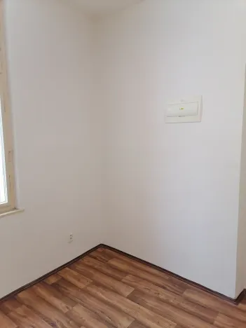 Pronájem kanceláře, Kladno, Váňova, 41 m2