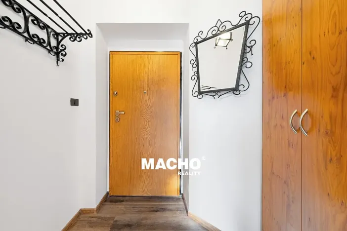 Pronájem bytu 3+kk, Praha - Vršovice, Černomořská, 70 m2