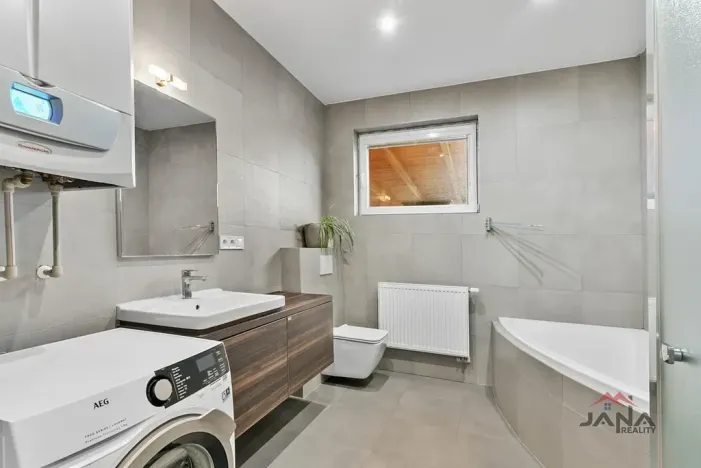 Prodej rodinného domu, Turnov, Nádražní, 254 m2