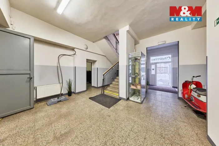 Prodej výrobních prostor, Trutnov - Horní Staré Město, 1667 m2