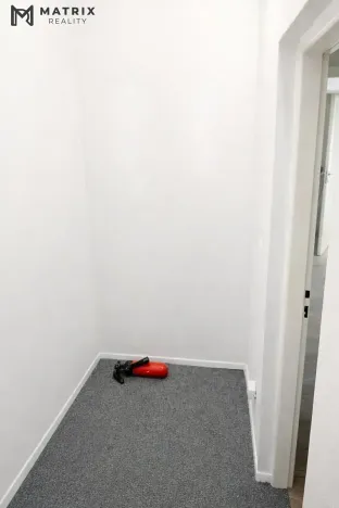 Pronájem kanceláře, Praha - Vysočany, Českomoravská, 73 m2