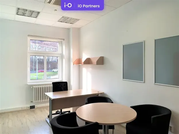 Pronájem kanceláře, Praha - Nusle, Závišova, 526 m2