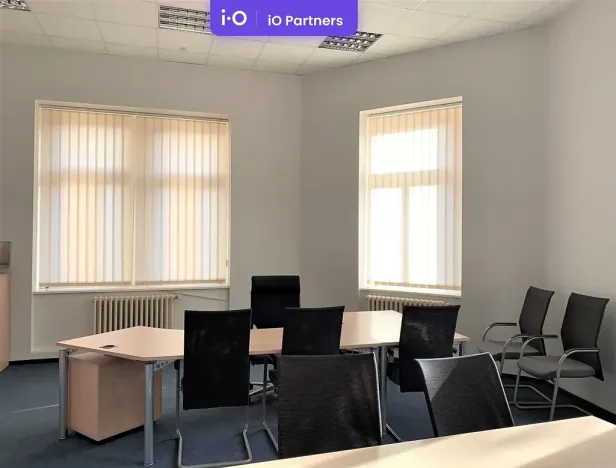 Pronájem kanceláře, Praha - Nusle, Závišova, 526 m2