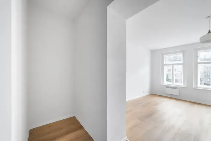 Pronájem bytu 2+kk, Praha - Podolí, U Kublova, 43 m2