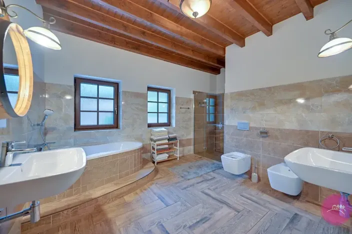 Prodej chalupy, Oskava, 247 m2