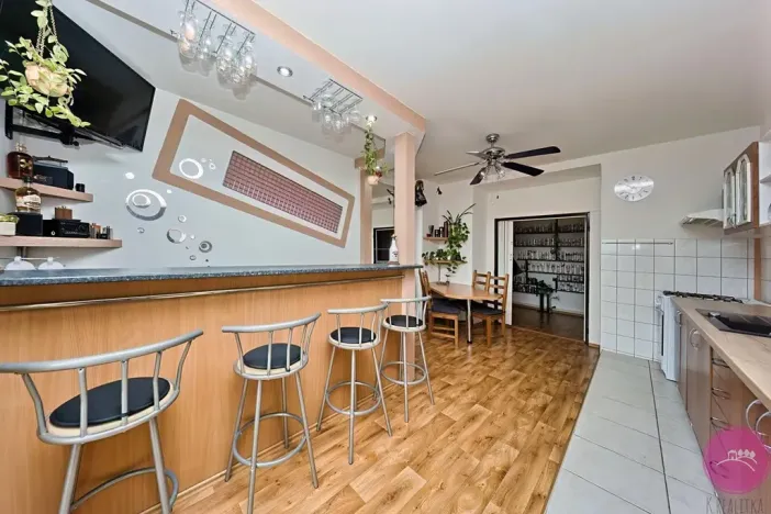 Prodej bytu 3+1, Olomouc, Palackého, 127 m2