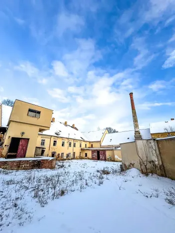 Prodej komerční nemovitosti, Stříbro, Pivovarská, 4000 m2