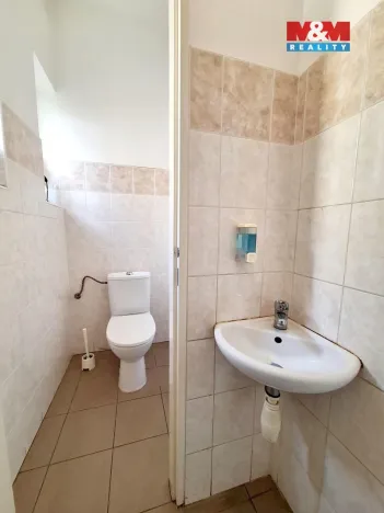 Prodej kanceláře, Hradec Králové - Slezské Předměstí, Vážní, 290 m2