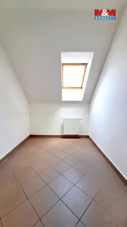 Prodej kanceláře, Hradec Králové - Slezské Předměstí, Vážní, 290 m2