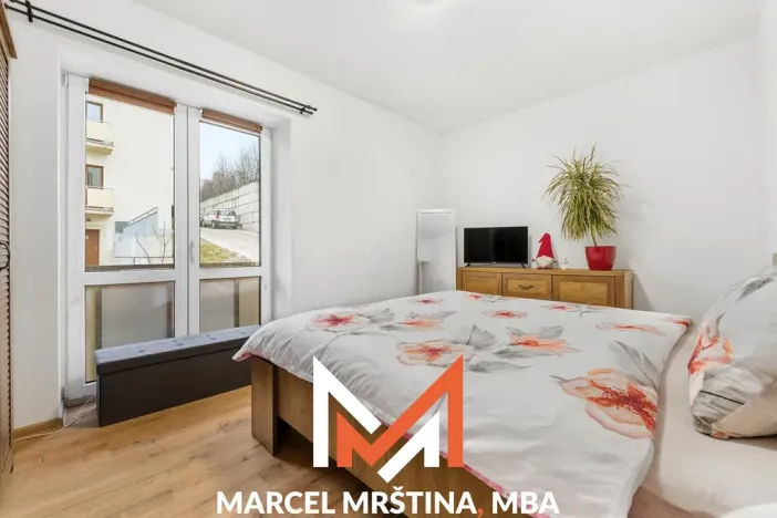 Prodej bytu 2+kk, Náchod, Ruská, 52 m2