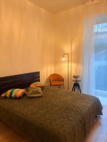 Pronájem bytu 1+kk, Praha - Smíchov, Kmochova, 25 m2