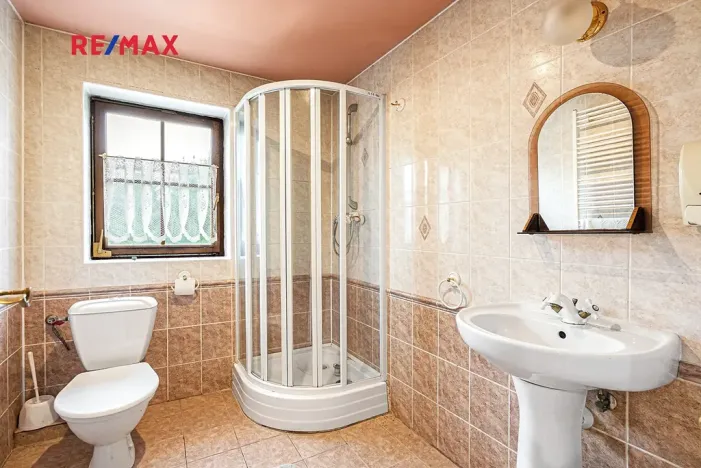 Prodej komerční nemovitosti, Horní Libchava, 555 m2