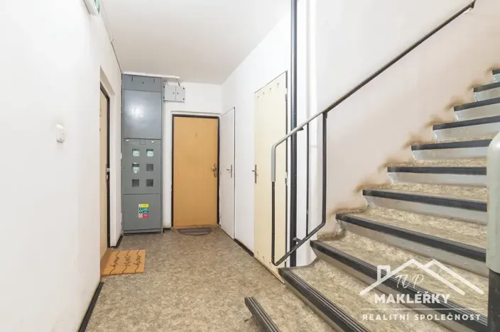 Pronájem bytu 1+kk, Český Brod, Palackého, 27 m2