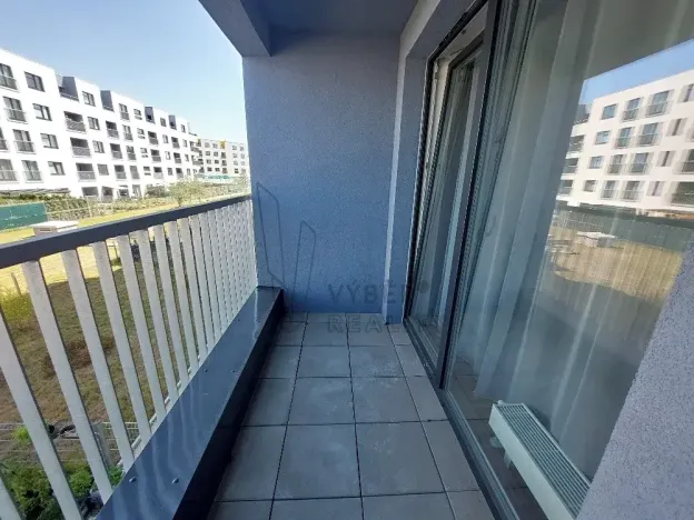 Pronájem bytu 2+kk, Praha - Uhříněves, Karla Guta, 48 m2