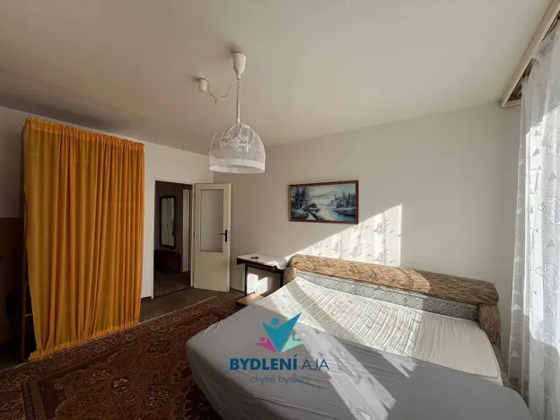 Prodej bytu 2+1, Krupka, Karla Čapka, 62 m2