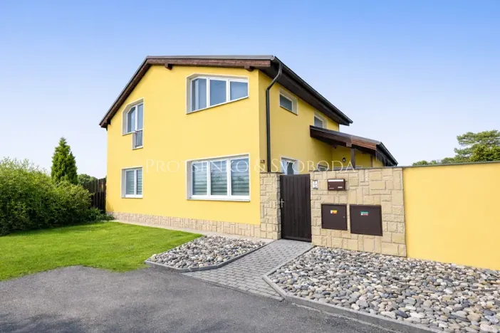 Prodej rodinného domu, Přerov nad Labem, 283 m2