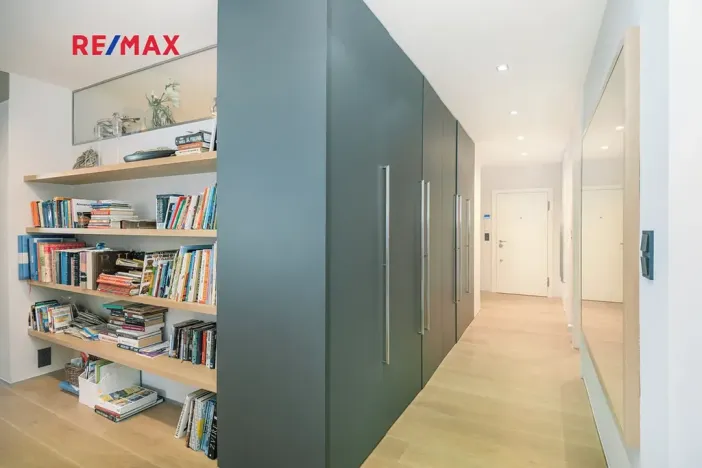 Prodej atypického bytu, Pardubice, Nerudova, 160 m2