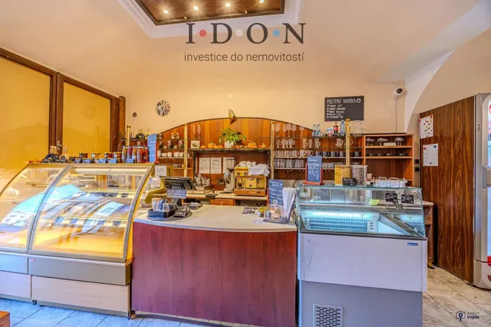 Prodej činžovního domu, Frýdek-Místek, Zámecké nám., 450 m2