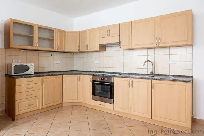 Pronájem bytu 2+kk, Brno - Líšeň, Štítného, 56 m2