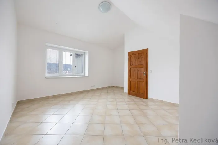 Pronájem bytu 2+kk, Brno - Líšeň, Štítného, 56 m2