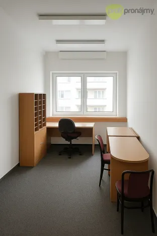 Pronájem kanceláře, Šumperk, Gen. Svobody, 19 m2