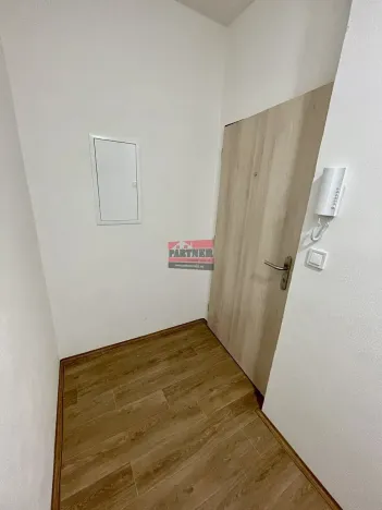 Pronájem bytu 2+kk, Tábor, Čsl. armády, 37 m2