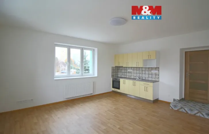 Pronájem bytu 1+kk, Hradec Králové - Slezské Předměstí, Bratří Štefanů, 37 m2