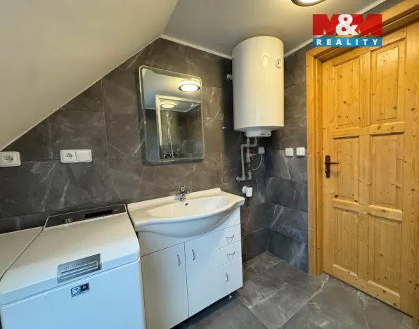 Pronájem bytu 1+kk, Seč, Chrudimská, 28 m2