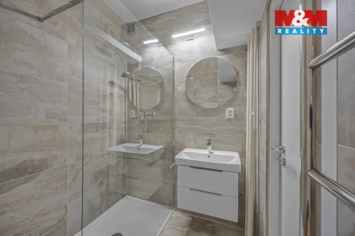 Pronájem bytu 3+1, Hradec Králové - Třebeš, Pod Strání, 77 m2