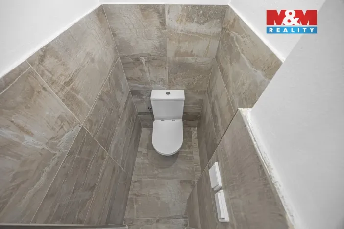 Pronájem bytu 3+1, Hradec Králové - Třebeš, Pod Strání, 77 m2