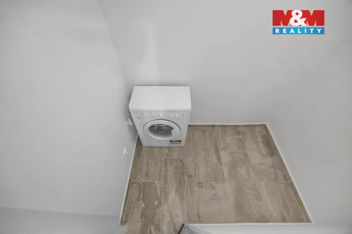 Pronájem bytu 3+1, Hradec Králové - Třebeš, Pod Strání, 77 m2