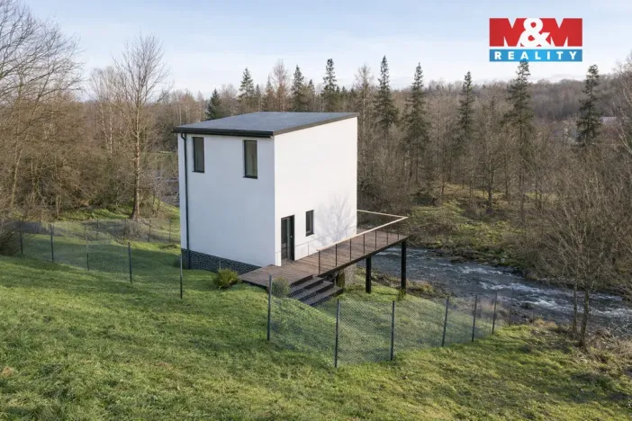 Prodej rodinného domu, Karlovy Vary - Stará Role, 78 m2