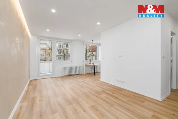 Prodej bytu 2+kk, Teplice, Jana Koziny, 56 m2