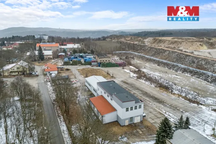 Pronájem výrobních prostor, Libušín, Důl Max, 768 m2