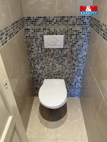 Pronájem bytu 2+1, Ústí nad Labem - Klíše, Vilová Ulička, 61 m2