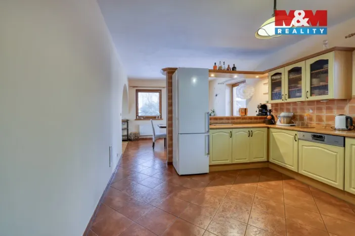 Prodej rodinného domu, Kvíčovice, 249 m2