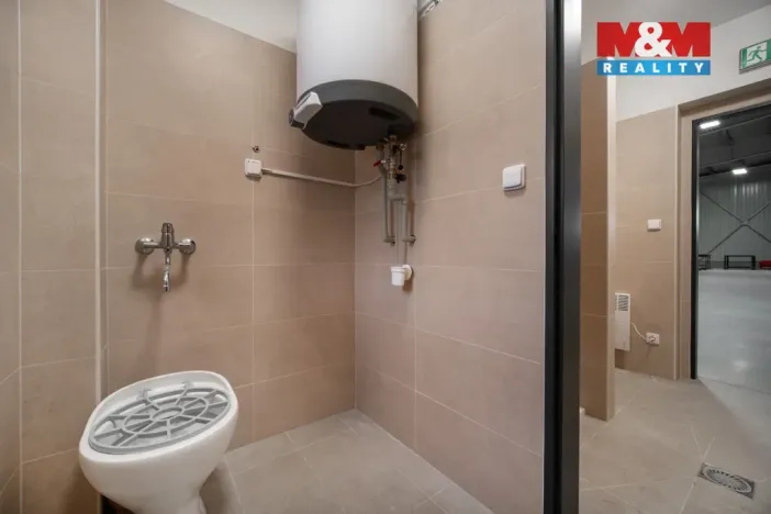 Prodej skladu, Cerekvice nad Loučnou - Pekla, 794 m2