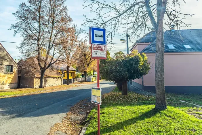 Prodej pozemku pro bydlení, Klobuky, 1442 m2