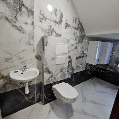 Pronájem bytu 2+1, Lovosice, 8.května, 61 m2