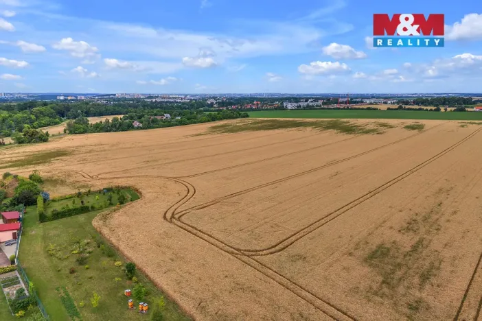 Prodej pole, Praha - Kolovraty, 5870 m2