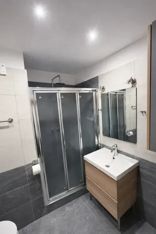 Pronájem bytu 2+kk, Praha - Čimice, Žalovská, 44 m2