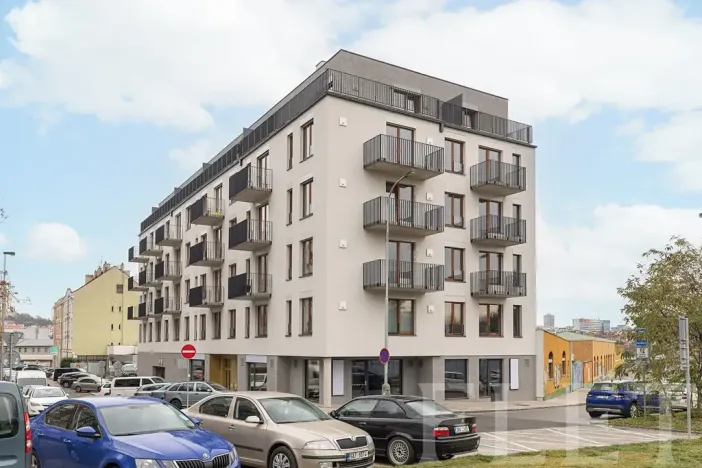 Pronájem bytu 1+kk, Praha - Nusle, Maroldova, 28 m2