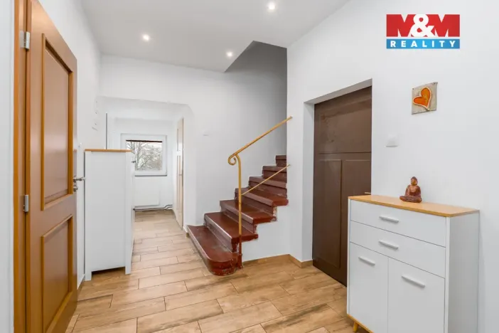 Prodej rodinného domu, Hrob, Horní, 149 m2