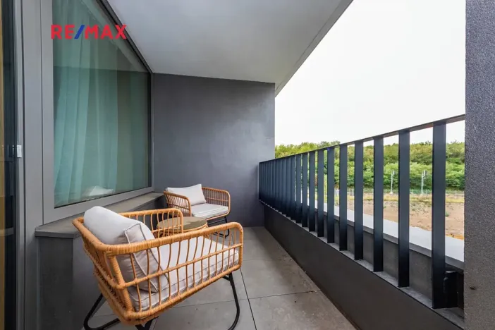 Pronájem bytu 2+kk, Praha - Radlice, U Komína, 53 m2