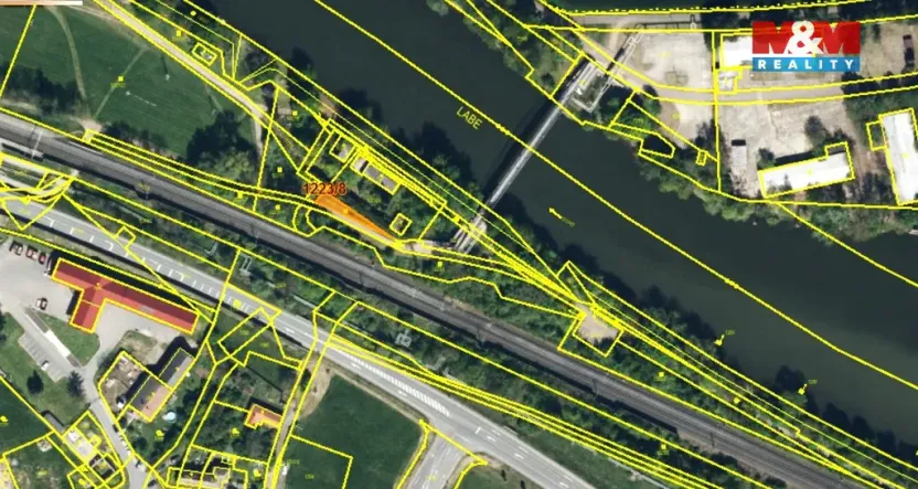 Prodej louky, Chvaletice, 91 m2