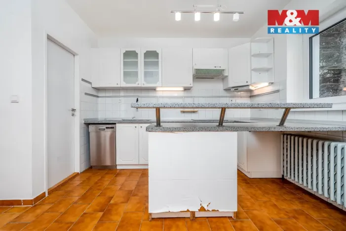 Prodej rodinného domu, Praha - Horní Počernice, Jasenná, 292 m2